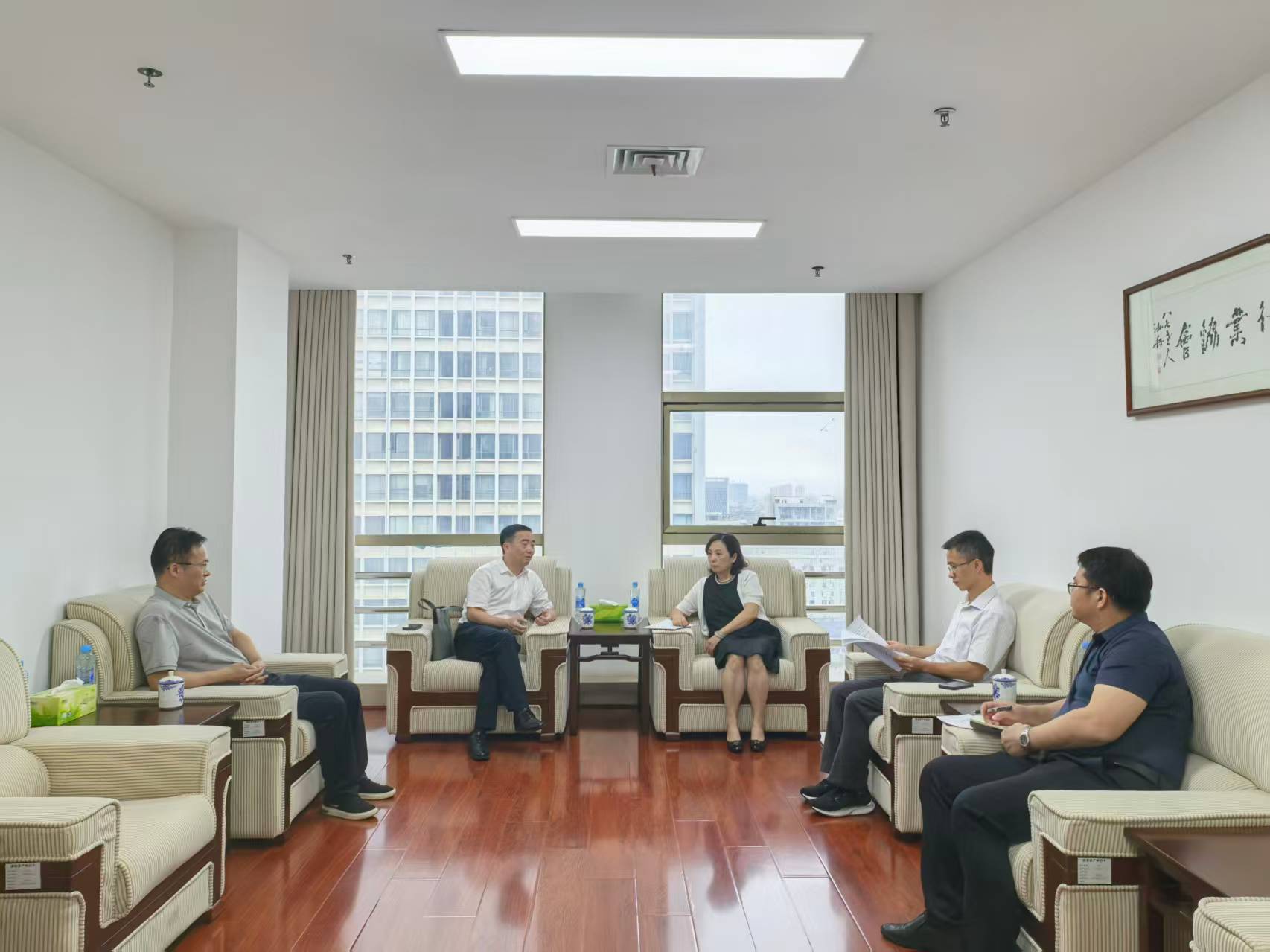协会邬贤专职副会长会见邮储银行江西省分行汪志副行长一行
